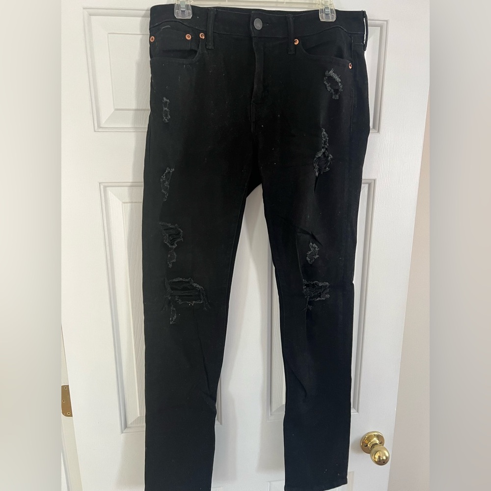 American Eagle Airflex+ Distressed Athletic Skinny Jeans - Black